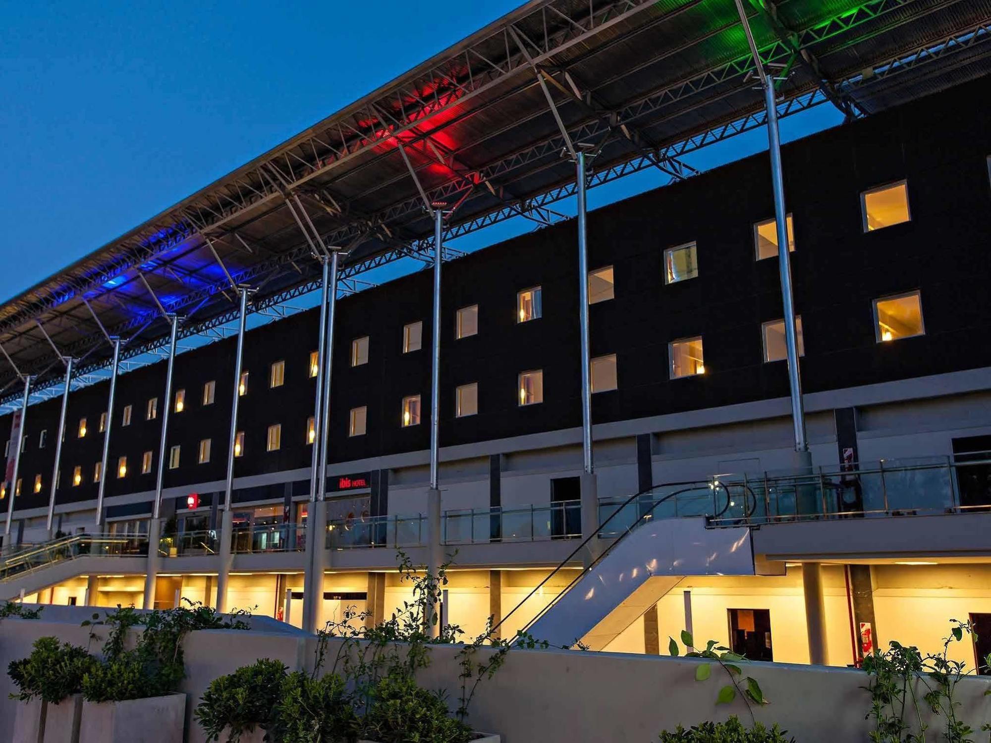Ibis Pilar Hotel Exterior photo